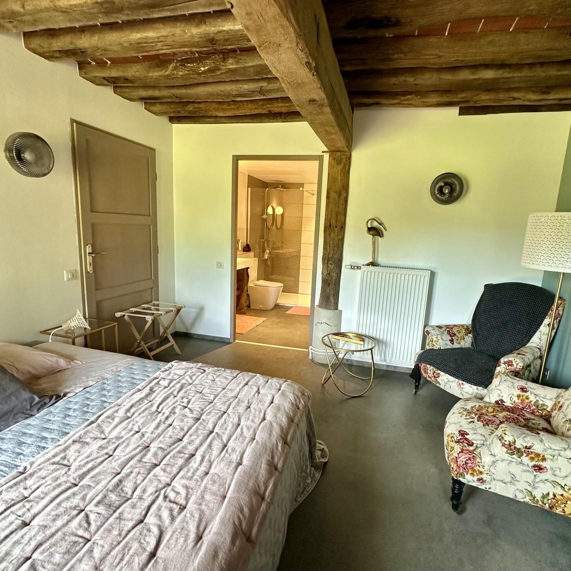 Domaine D'Aromm - Chambres D'Hotes & Gites - Piscine, Etangs & Animaux - Au Calme Ouches Dış mekan fotoğraf