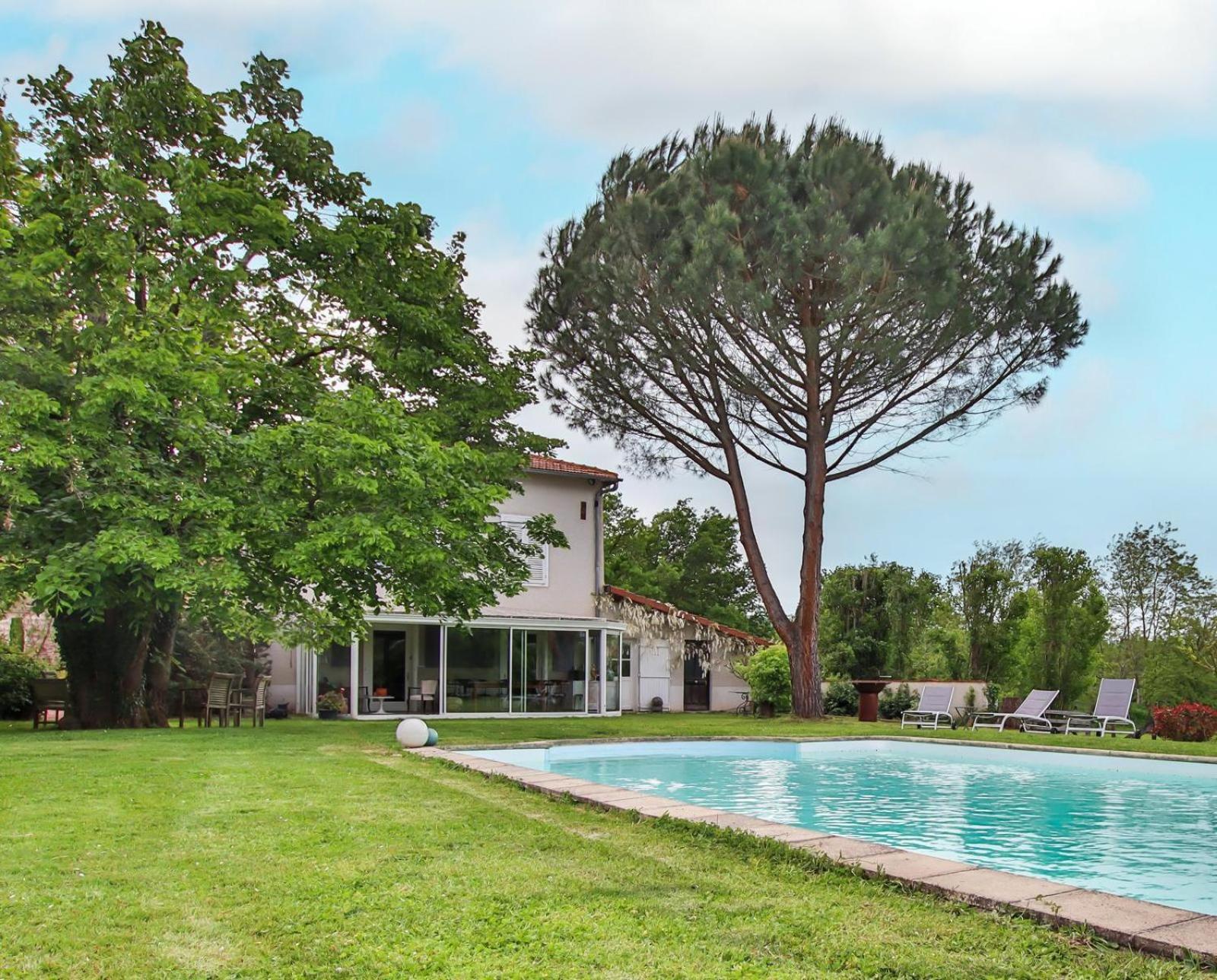 Domaine D'Aromm - Chambres D'Hotes & Gites - Piscine, Etangs & Animaux - Au Calme Ouches Dış mekan fotoğraf